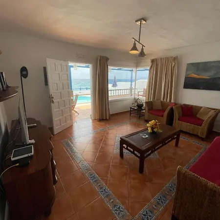 Caleton Puerto del Carmen (Lanzarote)