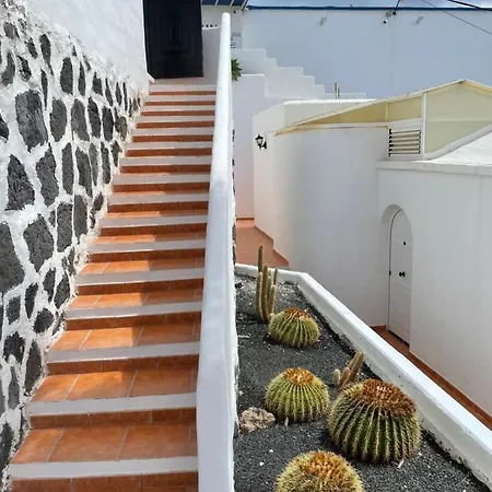 Caleton Puerto del Carmen (Lanzarote)