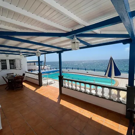 Villa Caleton *